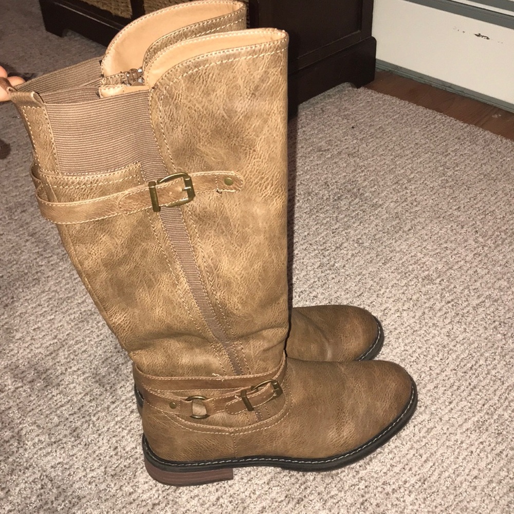 Fall/winter boots.